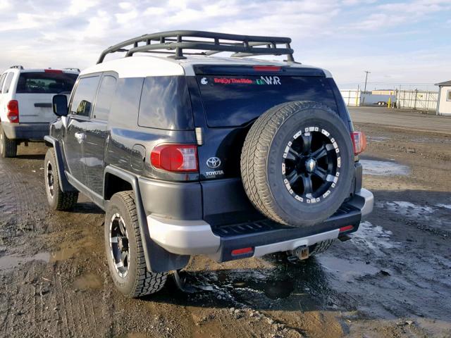 JTEBU11F280102395 - 2008 TOYOTA FJ CRUISER TWO TONE photo 3