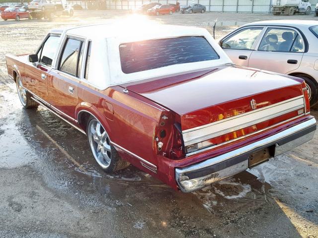 1LNBM81F6KY800493 - 1989 LINCOLN TOWN CAR RED photo 3