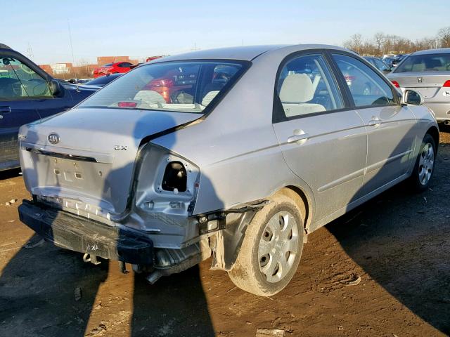 KNAFE221995647958 - 2009 KIA SPECTRA EX SILVER photo 4