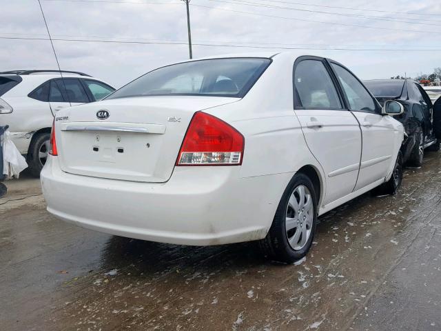 KNAFE221995654652 - 2009 KIA SPECTRA EX WHITE photo 4