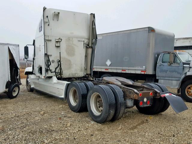 1FUJBBCK26LU41071 - 2006 FREIGHTLINER CONVENTION WHITE photo 3