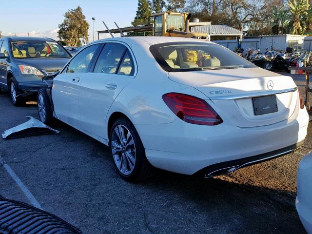 55SWF4HB7JU261942 - 2018 MERCEDES-BENZ C 350E WHITE photo 3