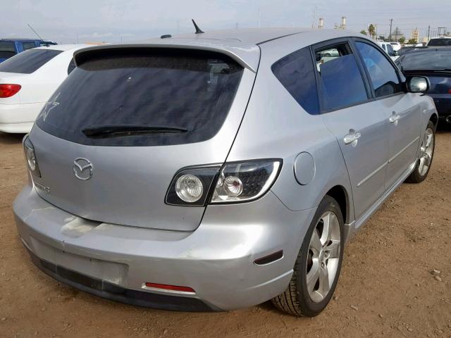 JM1BK143941125933 - 2004 MAZDA 3 HATCHBAC SILVER photo 4