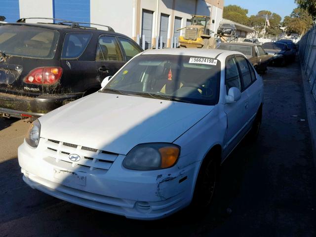 KMHCG45C05U616053 - 2005 HYUNDAI ACCENT GL WHITE photo 2