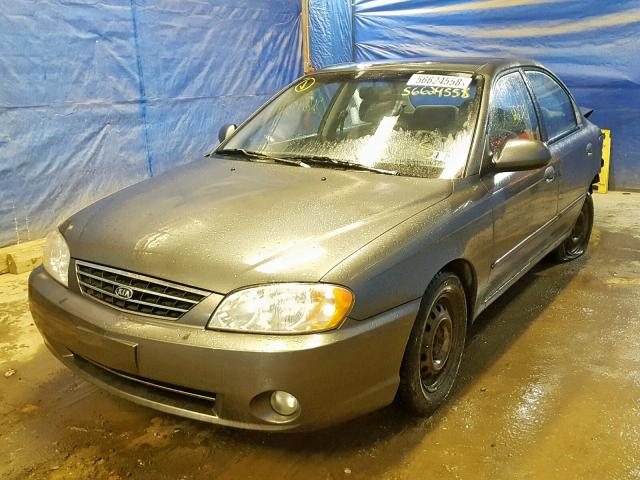 KNAFB121X35255825 - 2003 KIA SPECTRA BA GRAY photo 2