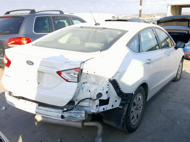 1FA6P0G73E5371212 - 2014 FORD FUSION S WHITE photo 4