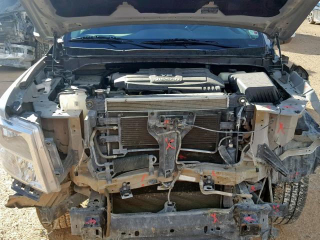 1N6AA1E61HN575403 - 2017 NISSAN TITAN SV SILVER photo 7