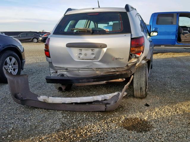 5Y2SL65828Z402840 - 2008 PONTIAC VIBE SILVER photo 9