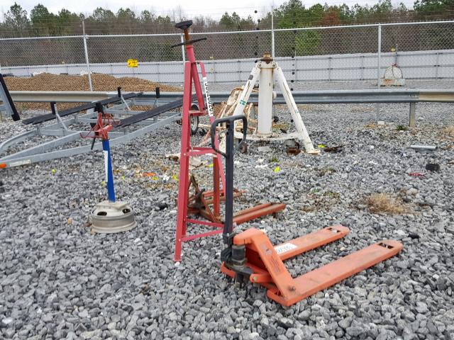 200PR0VALUENGNEST - 2010 MISC VEH EQUIP Rojo foto 3