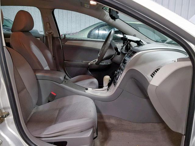 1G1ZC5E19BF235583 - 2011 CHEVROLET MALIBU 1LT SILVER photo 5