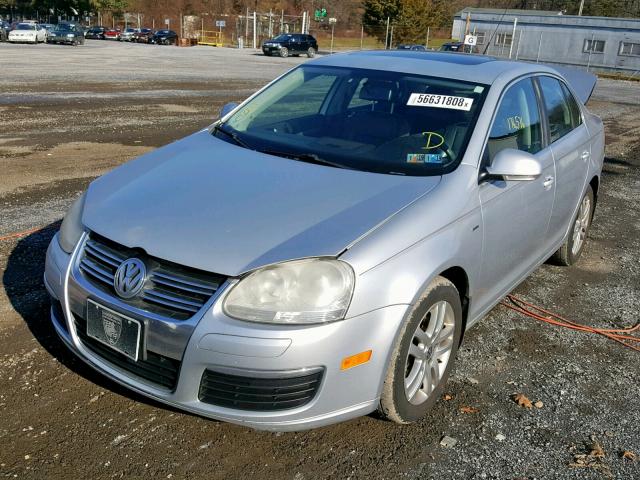 3VWEF71K97M083820 - 2007 VOLKSWAGEN JETTA WOLF SILVER photo 2