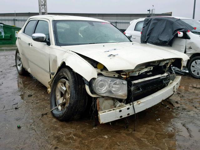 2C3KA63H06H297841 - 2006 CHRYSLER 300C WHITE photo 1