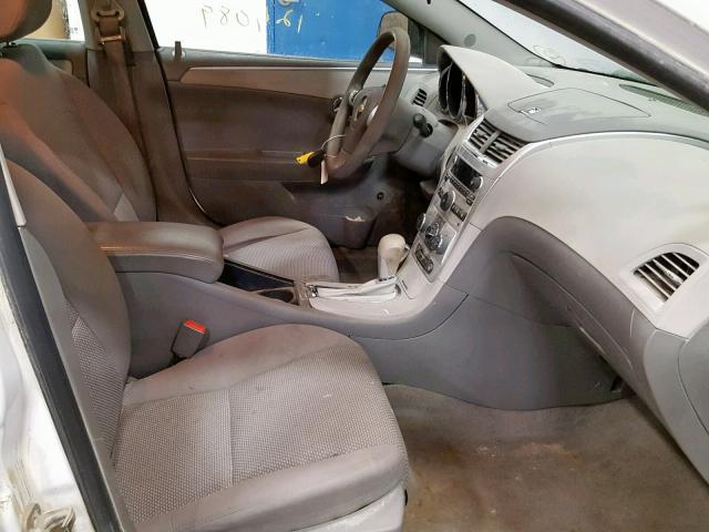 1G1ZB5E18BF285295 - 2011 CHEVROLET MALIBU LS WHITE photo 5