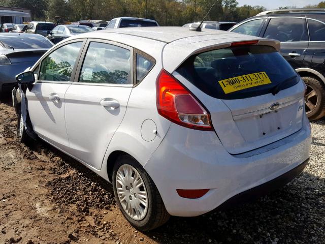 3FADP4TJ6GM120617 - 2016 FORD FIESTA S WHITE photo 3