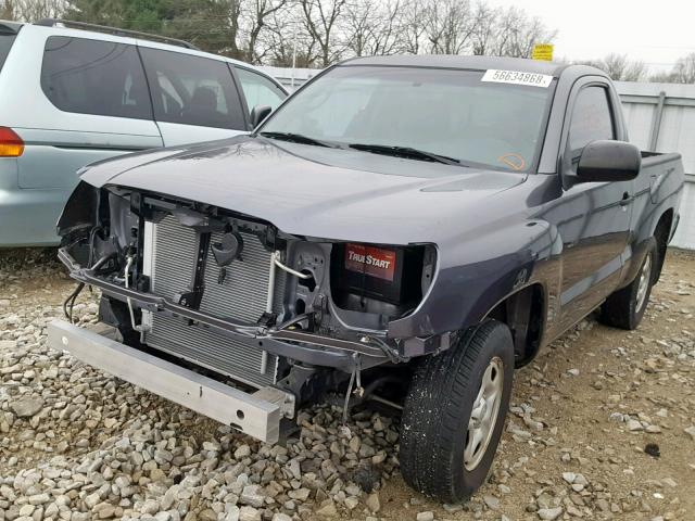 5TFNX4CNXBX001585 - 2011 TOYOTA TACOMA GRAY photo 2