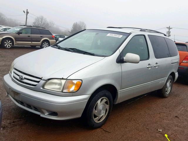 4T3ZF13C73U536753 - 2003 TOYOTA SIENNA LE SILVER photo 2