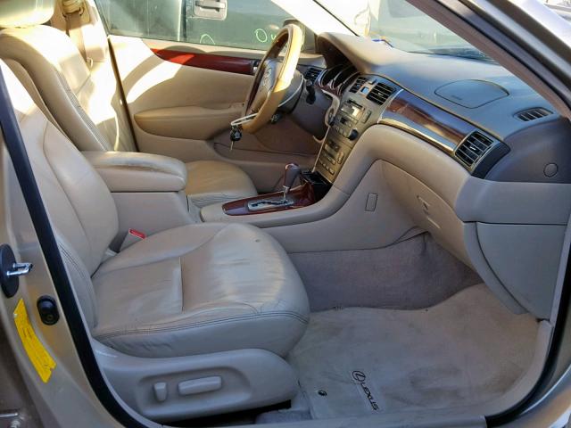 JTHBF30G020063008 - 2002 LEXUS ES 300 GOLD photo 5