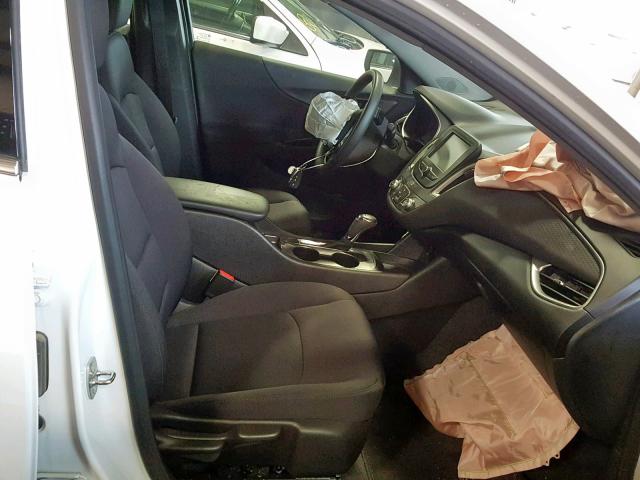 1G1ZC5ST8JF101975 - 2018 CHEVROLET MALIBU LS თეთრი ფოტო 5