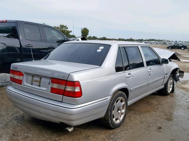 YV1KS9607W1134063 - 1998 VOLVO S90 SILVER photo 4