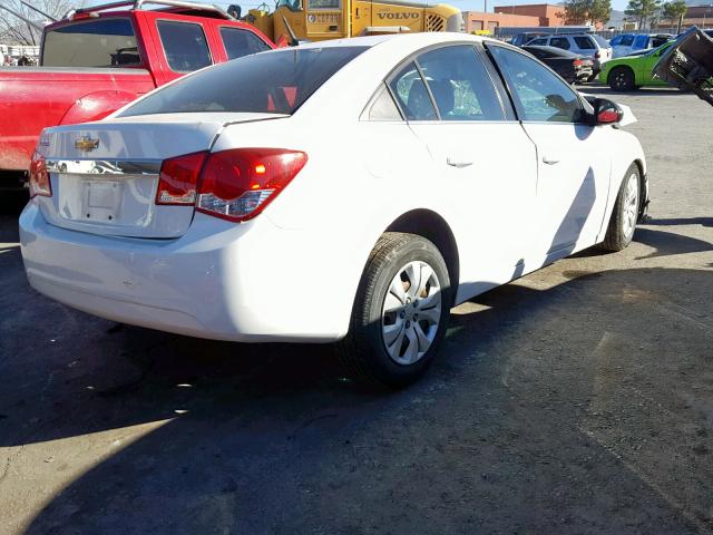 1G1PC5SHXC7327385 - 2012 CHEVROLET CRUZE LS WHITE photo 4