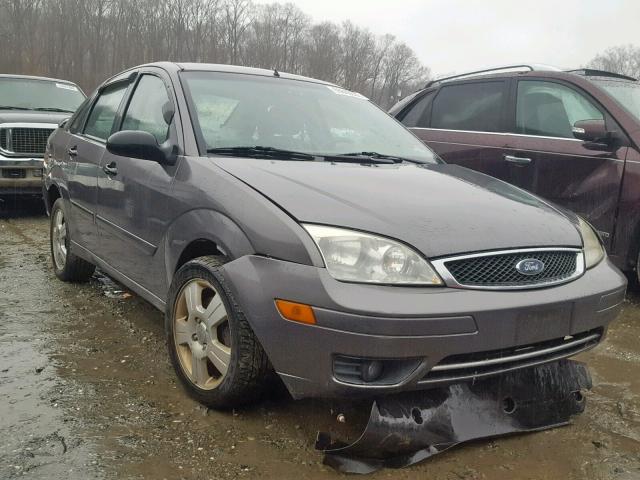 1FAFP34N85W183476 - 2005 FORD FOCUS ZX4 GRAY photo 1