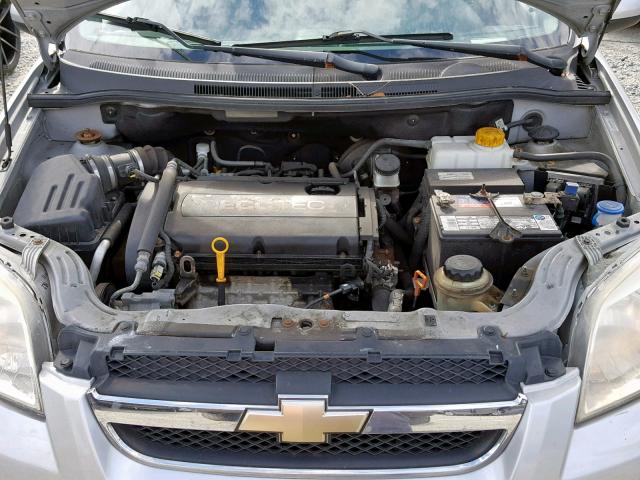 KL1TD56E89B602395 - 2009 CHEVROLET AVEO LS SILVER photo 7