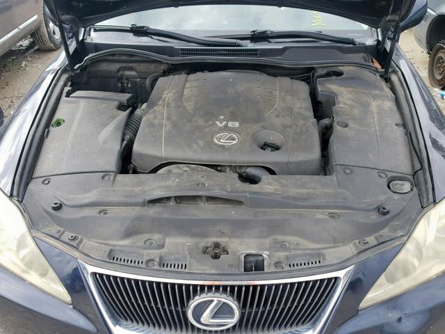 JTHCK262675015111 - 2007 LEXUS IS 250 BLUE photo 7