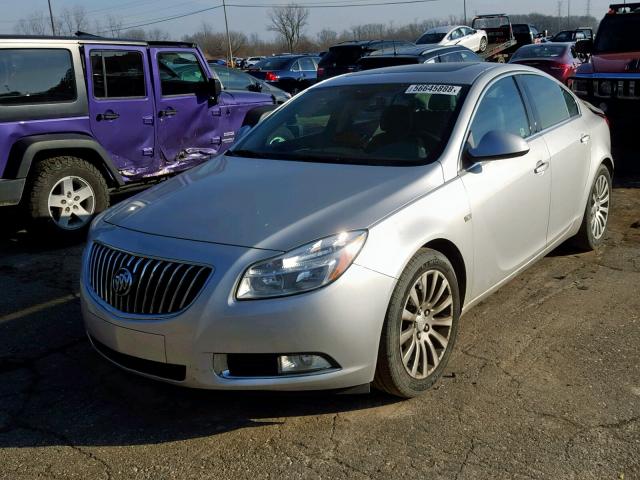 W04GS5EC0B1005036 - 2011 BUICK REGAL CXL SILVER photo 2