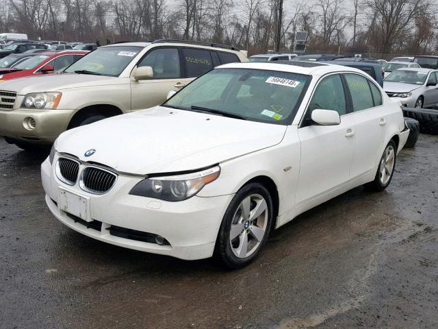 WBANF73597CY17817 - 2007 BMW 530 XI WHITE photo 2