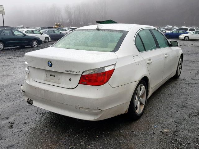 WBANF73597CY17817 - 2007 BMW 530 XI WHITE photo 4