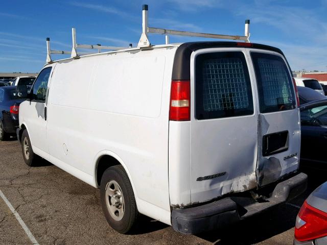 1GCFG15X261183373 - 2006 CHEVROLET EXPRESS G1 WHITE photo 3