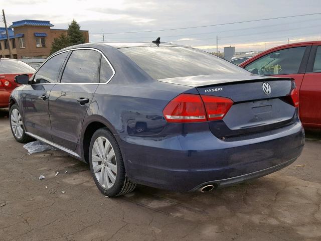 1VWBP7A31DC009118 - 2013 VOLKSWAGEN PASSAT SE BLUE photo 3