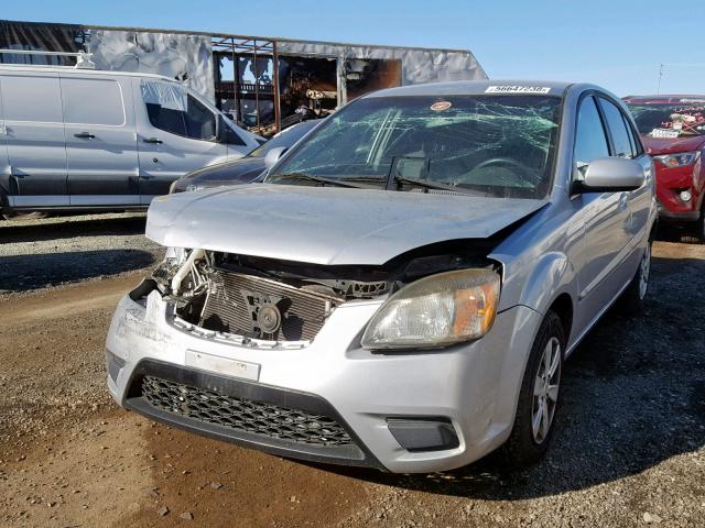 KNADH5A37B6732526 - 2011 KIA RIO BASE SILVER photo 2