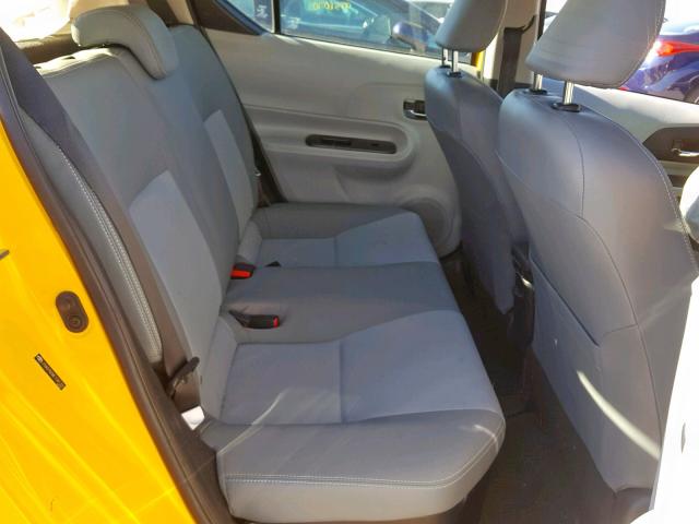 JTDKDTB38E1081305 - 2014 TOYOTA PRIUS C YELLOW photo 6