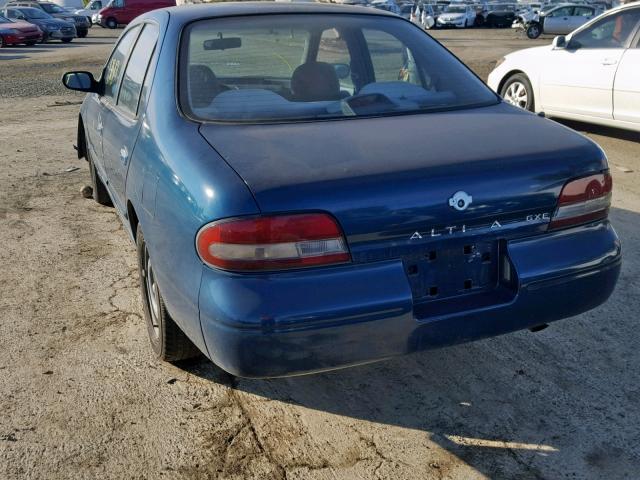 1N4BU31D7VC224474 - 1997 NISSAN ALTIMA XE GREEN photo 3