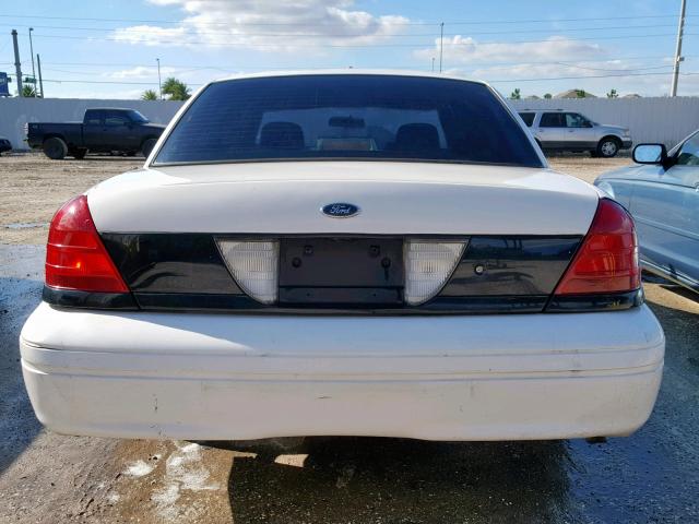 2FAFP71W66X138417 - 2006 FORD CROWN VICT WHITE photo 9