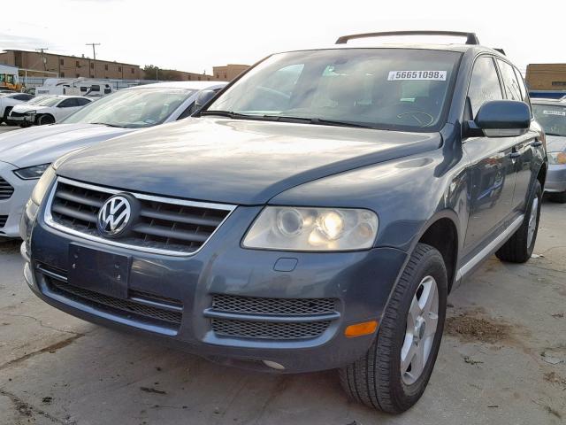 WVGZG77L35D068025 - 2005 VOLKSWAGEN TOUAREG 3. GRAY photo 2