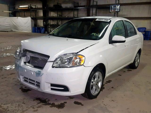 KL1TD5DE7BB120834 - 2011 CHEVROLET AVEO LS WHITE photo 2