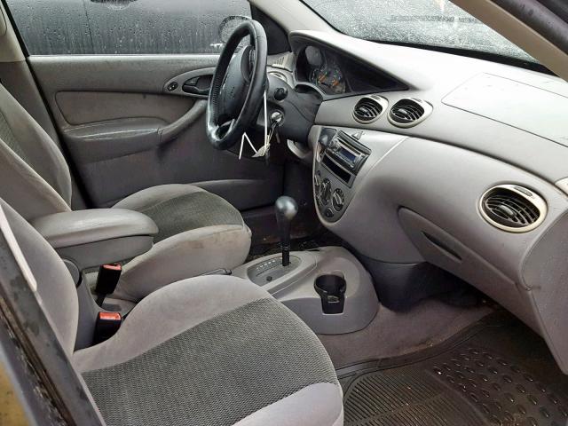 3FAFP37322R191467 - 2002 FORD FOCUS ZX5 GRAY photo 5