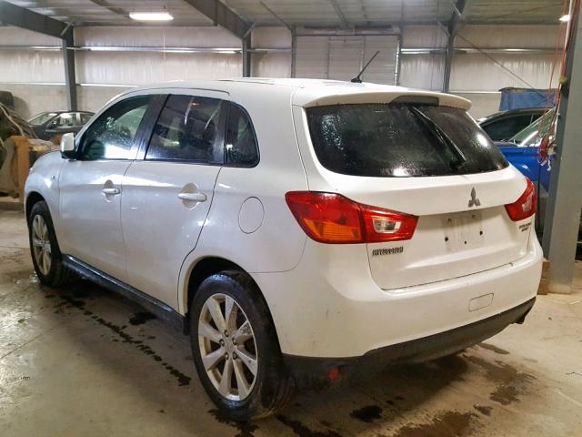 4A4AP3AU9DE023782 - 2013 MITSUBISHI OUTLANDER WHITE photo 3