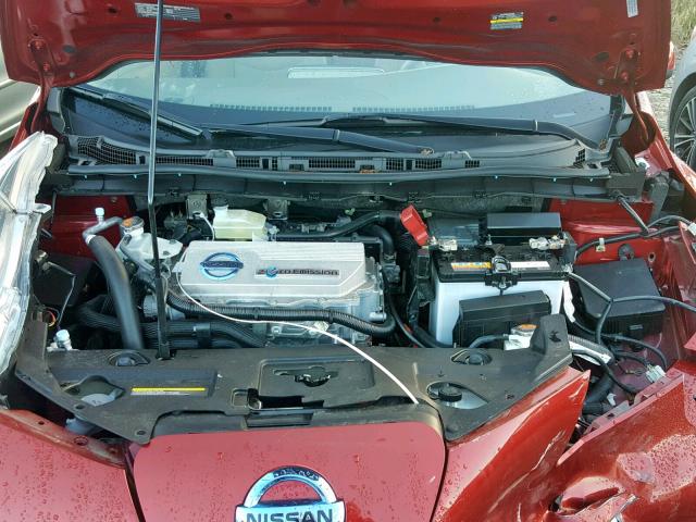 JN1AZ0CP4CT021510 - 2012 NISSAN LEAF SV RED photo 7