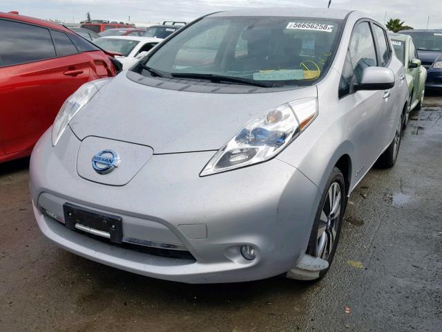 1N4AZ0CP5DC416784 - 2013 NISSAN LEAF S WHITE photo 2