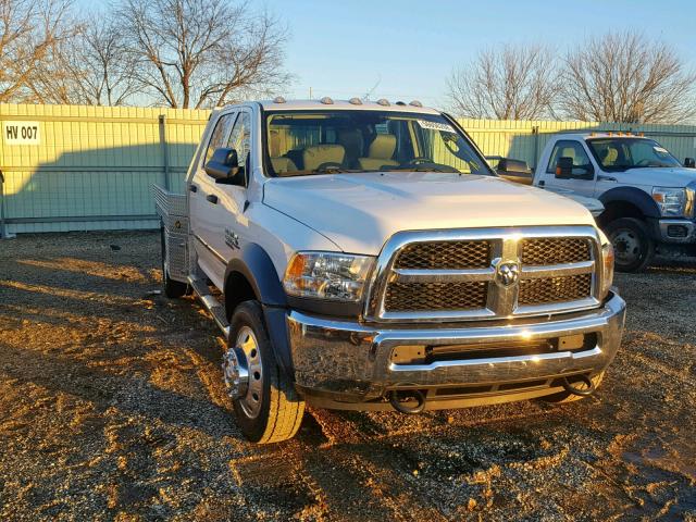 3C7WRLEL5HG555475 - 2017 RAM 4500 WHITE photo 1