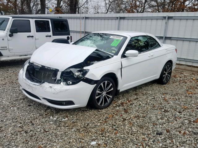 1C3BCBGG3DN568108 - 2013 CHRYSLER 200 S WHITE photo 2