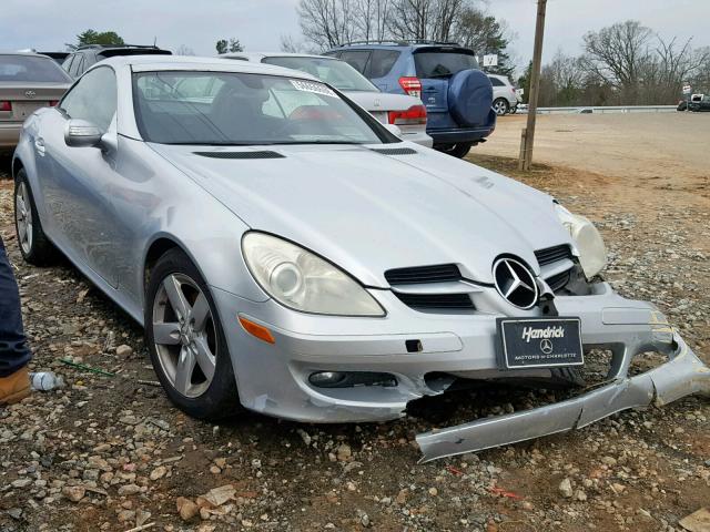 WDBWK54F97F140909 - 2007 MERCEDES-BENZ SLK 280 SILVER photo 1