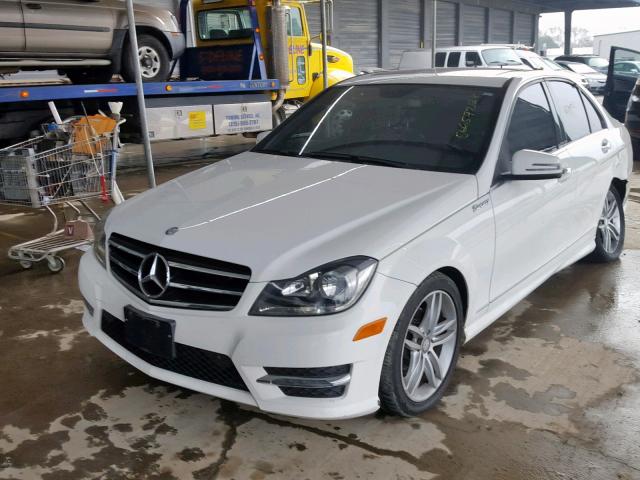 WDDGF4HB1EA944536 - 2014 MERCEDES-BENZ C 250 WHITE photo 2