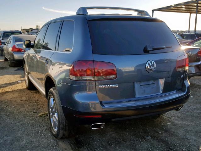 WVGCM77L94D055180 - 2004 VOLKSWAGEN TOUAREG 4. GRAY photo 3