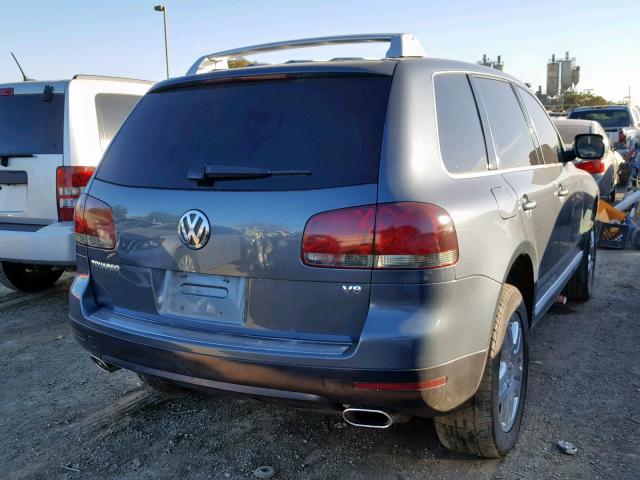 WVGCM77L94D055180 - 2004 VOLKSWAGEN TOUAREG 4. GRAY photo 4