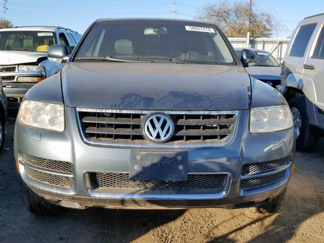 WVGCM77L94D055180 - 2004 VOLKSWAGEN TOUAREG 4. GRAY photo 9