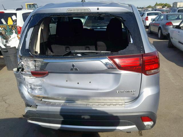 JA4AD3A36GZ001155 - 2016 MITSUBISHI OUTLANDER SILVER photo 9